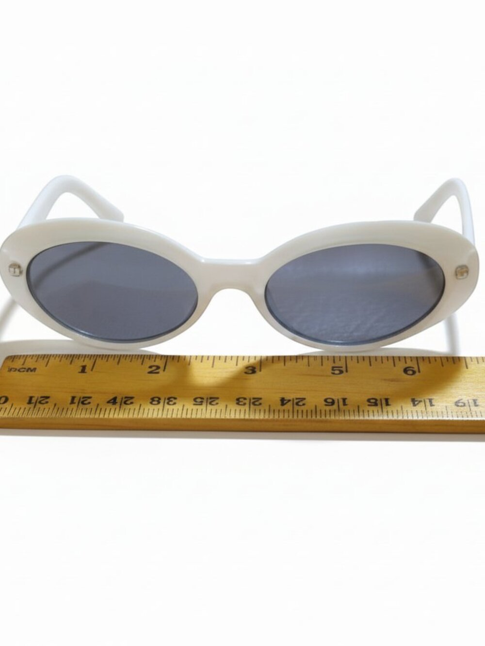 Y2K Cat Eye Sunglasses Oversized 90s Bug Eye 70mm Wide - Picture 3 of 7